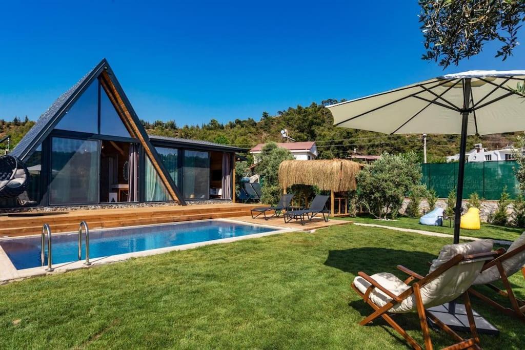 Villa Zeytin Havuzlu Jakuzili Fethiye Luaran gambar