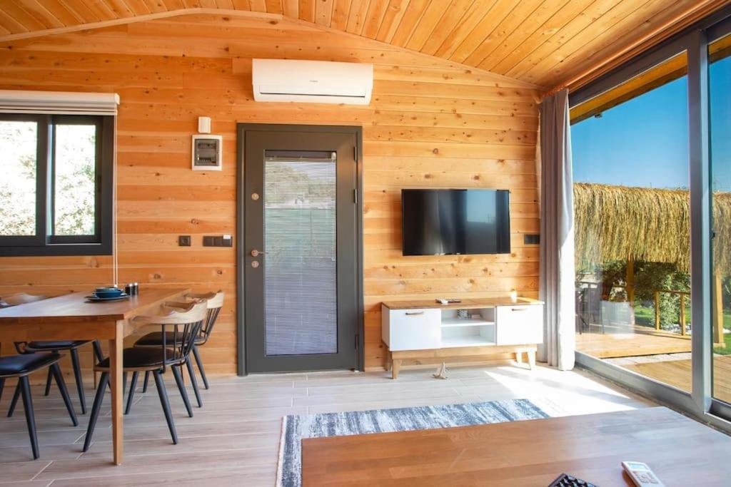 Villa Zeytin Havuzlu Jakuzili Fethiye Luaran gambar